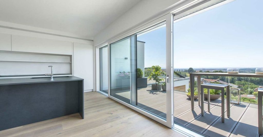 أنظمة النوافذ المنزلقة المصنوعة من الألومنيوم